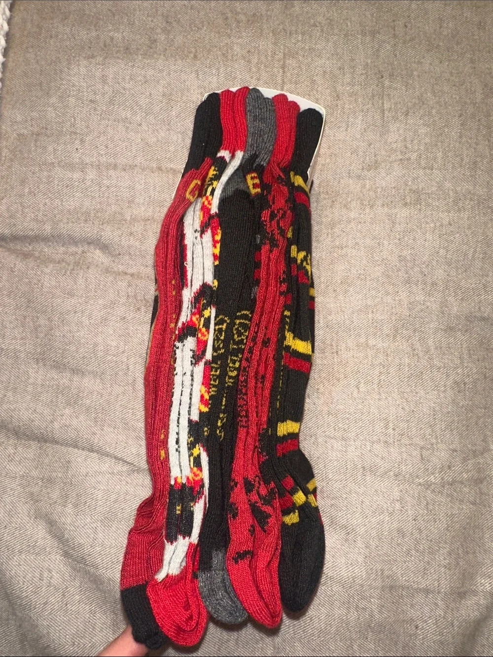 New! 5 pack HARRY POTTER CALF LENGTH SOCKS SIZE:6-12